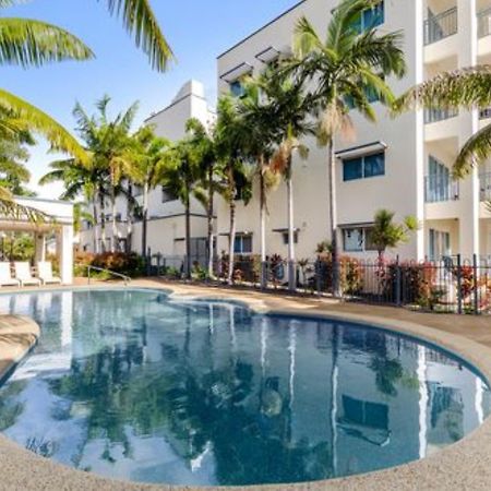 טאונסביל Madison Ocean Breeze Apartments מראה חיצוני תמונה